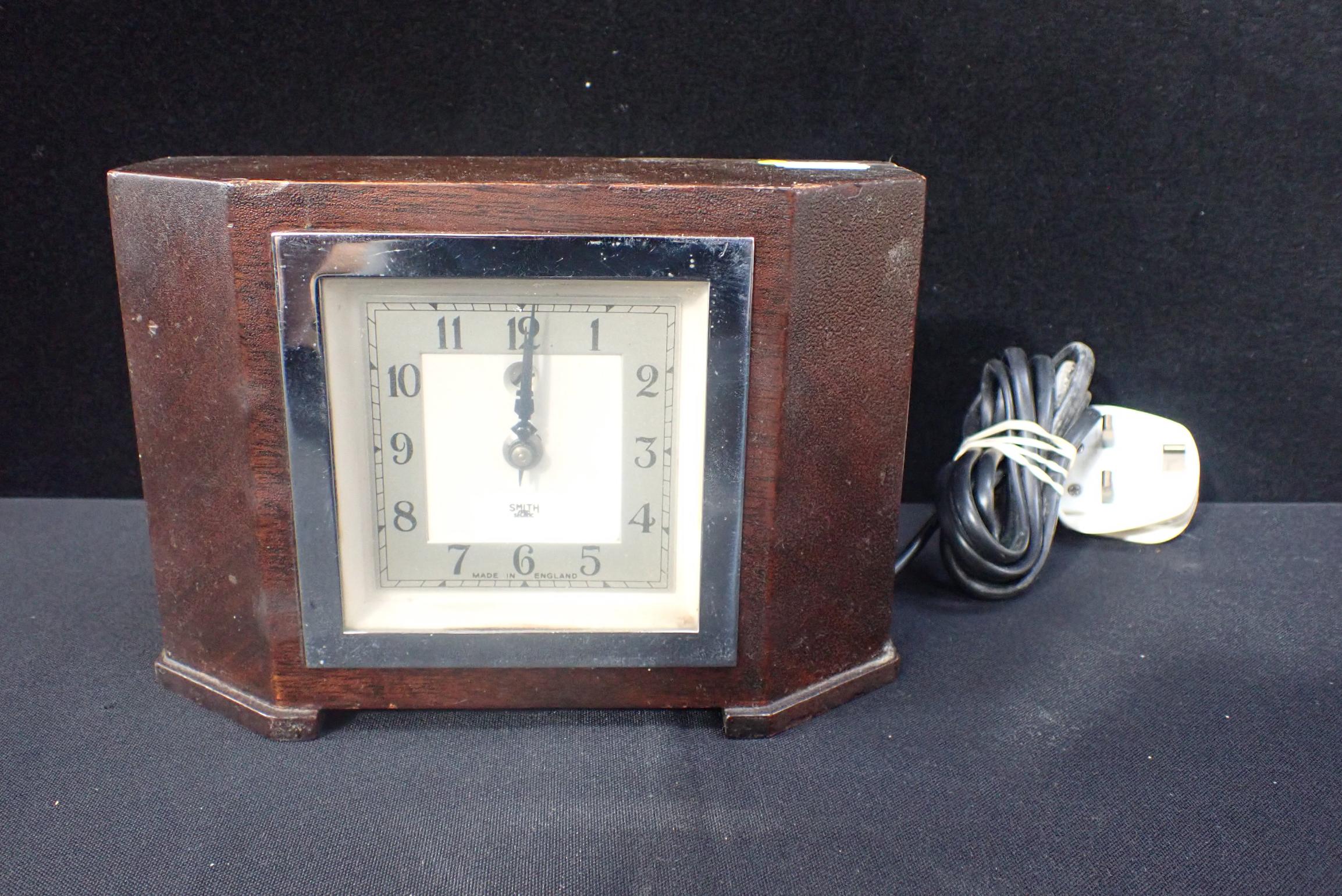 A SMITHS 'SECTRIC' ART DECO STYLE ELECTRIC CLOCK