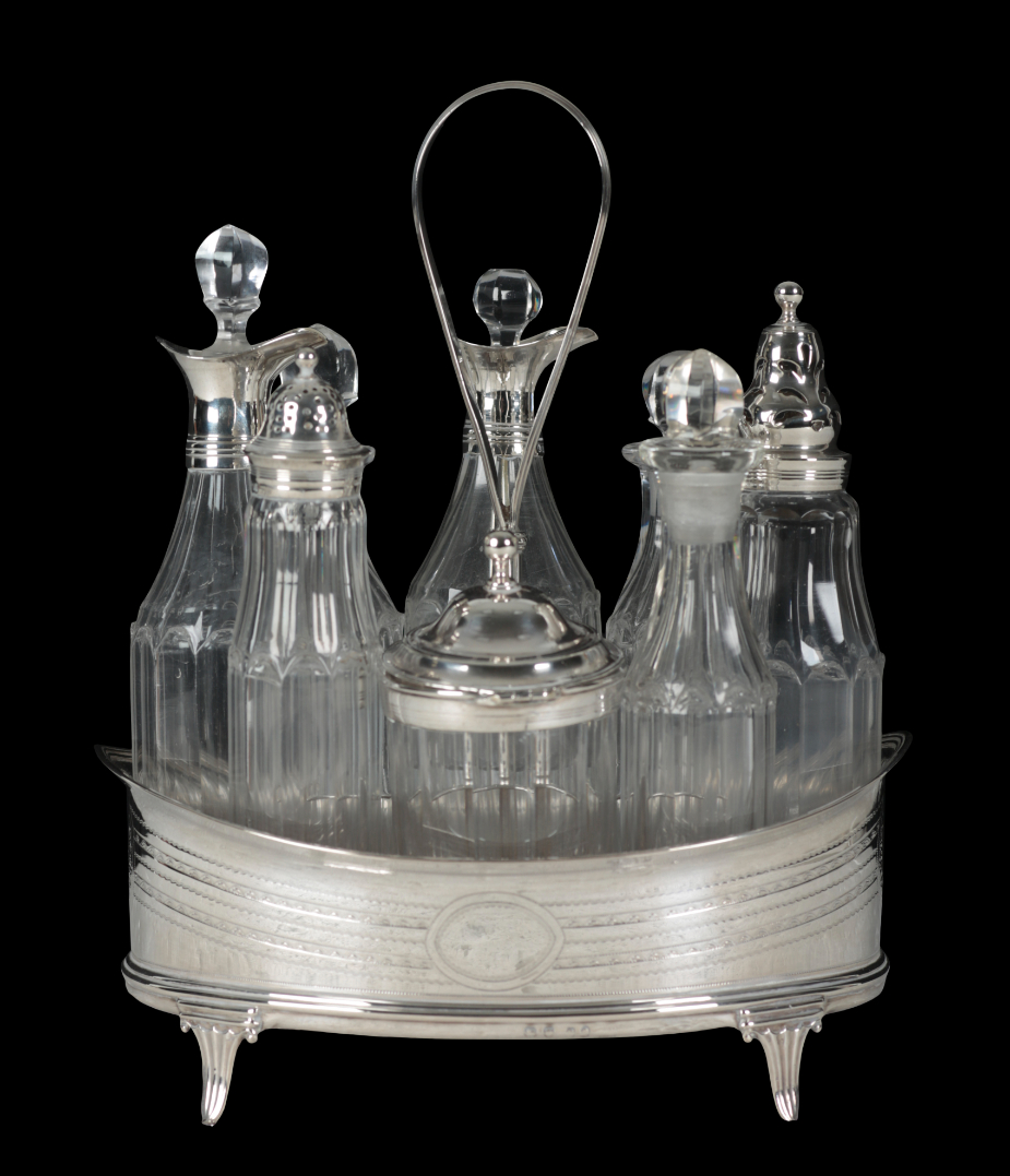 A GEORGE III SILVER CRUET