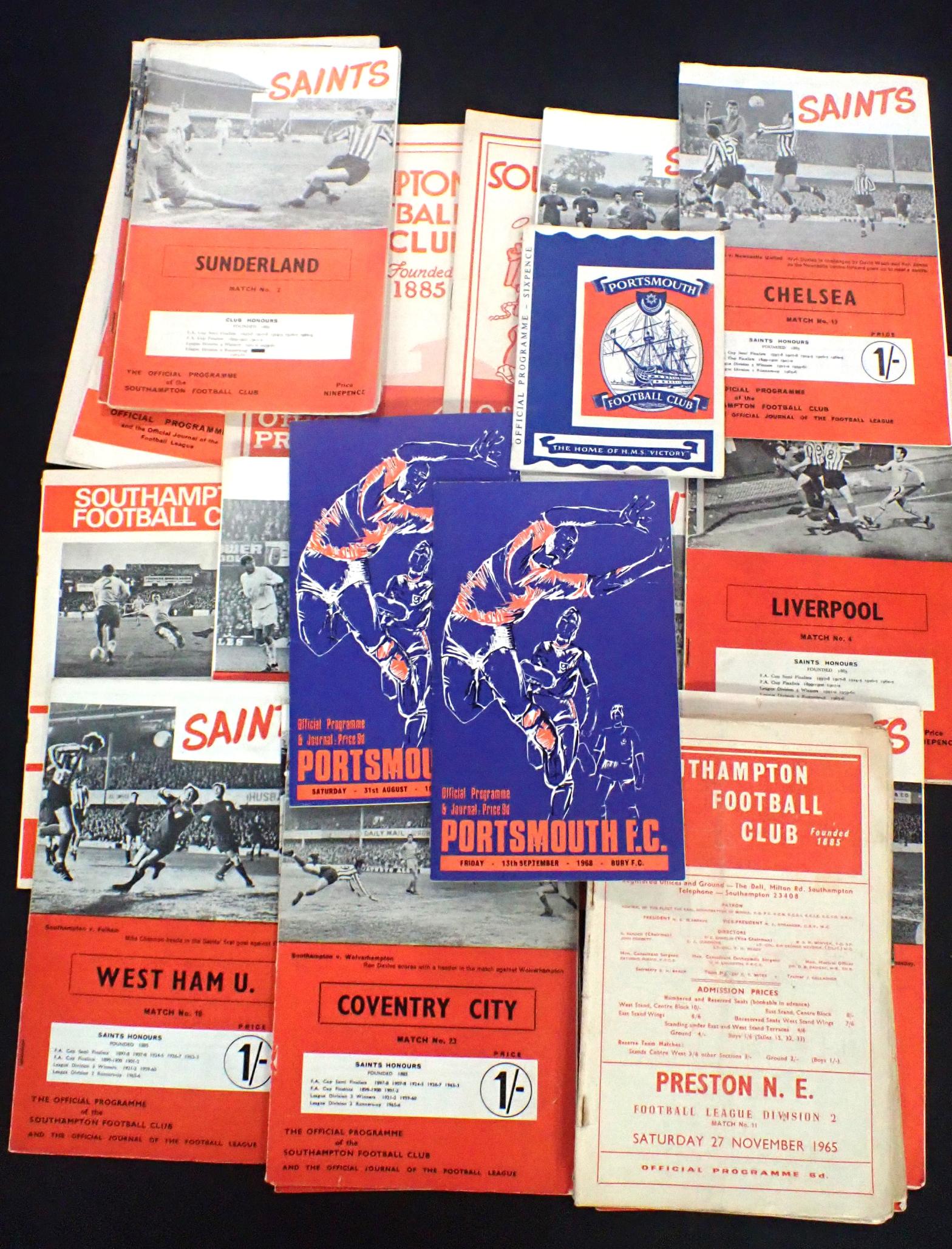 TWENTY-FIVE 1960s & 1970s SOUTHAMPTON FOOTBALL PROGRAMMES
