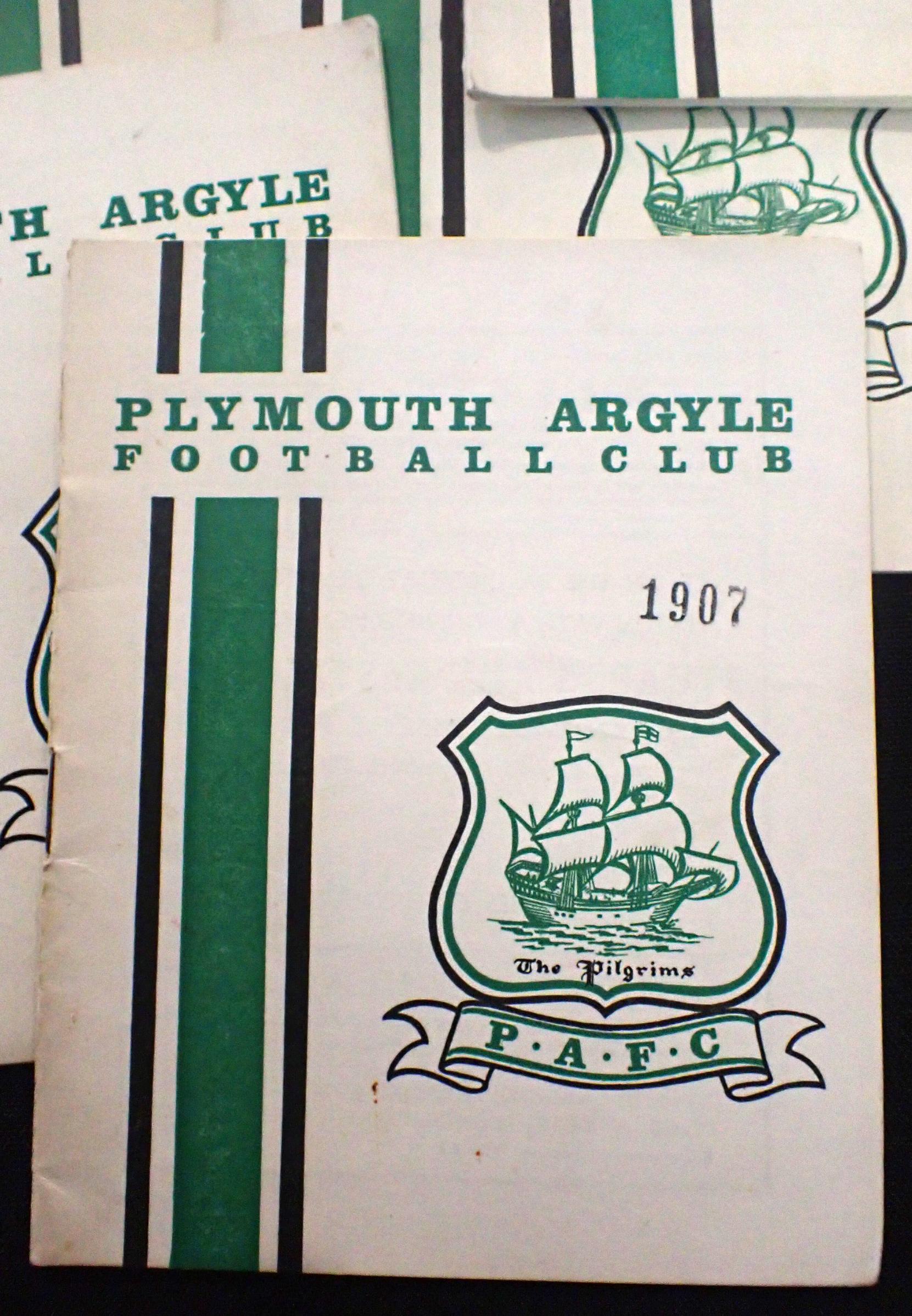 ELEVEN 1960s PLYMOUTH ARGYLE FOOTBALL PROGRAMMES - Image 2 of 3