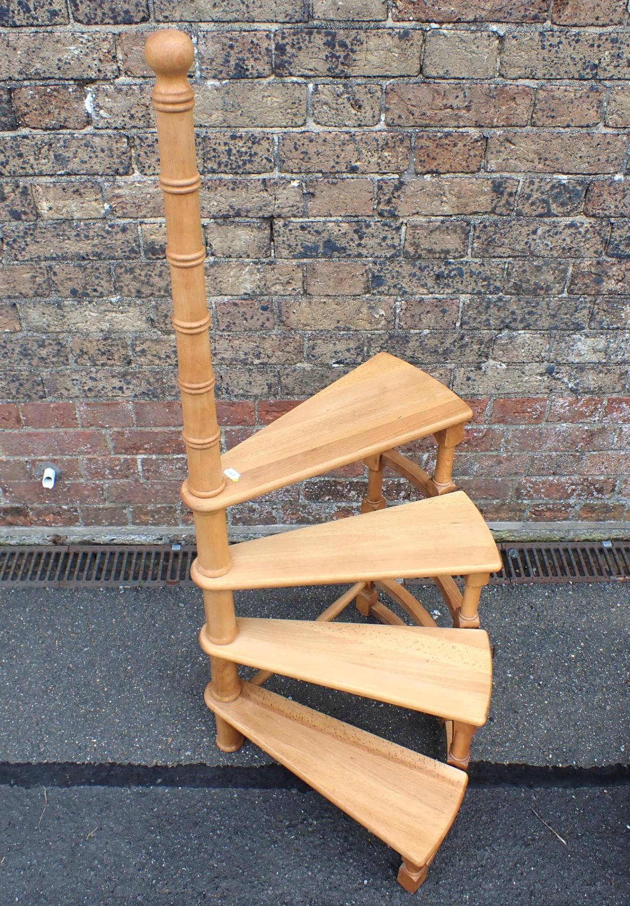 A SET OF BEECH LIBRARY STEPS - Image 6 of 7