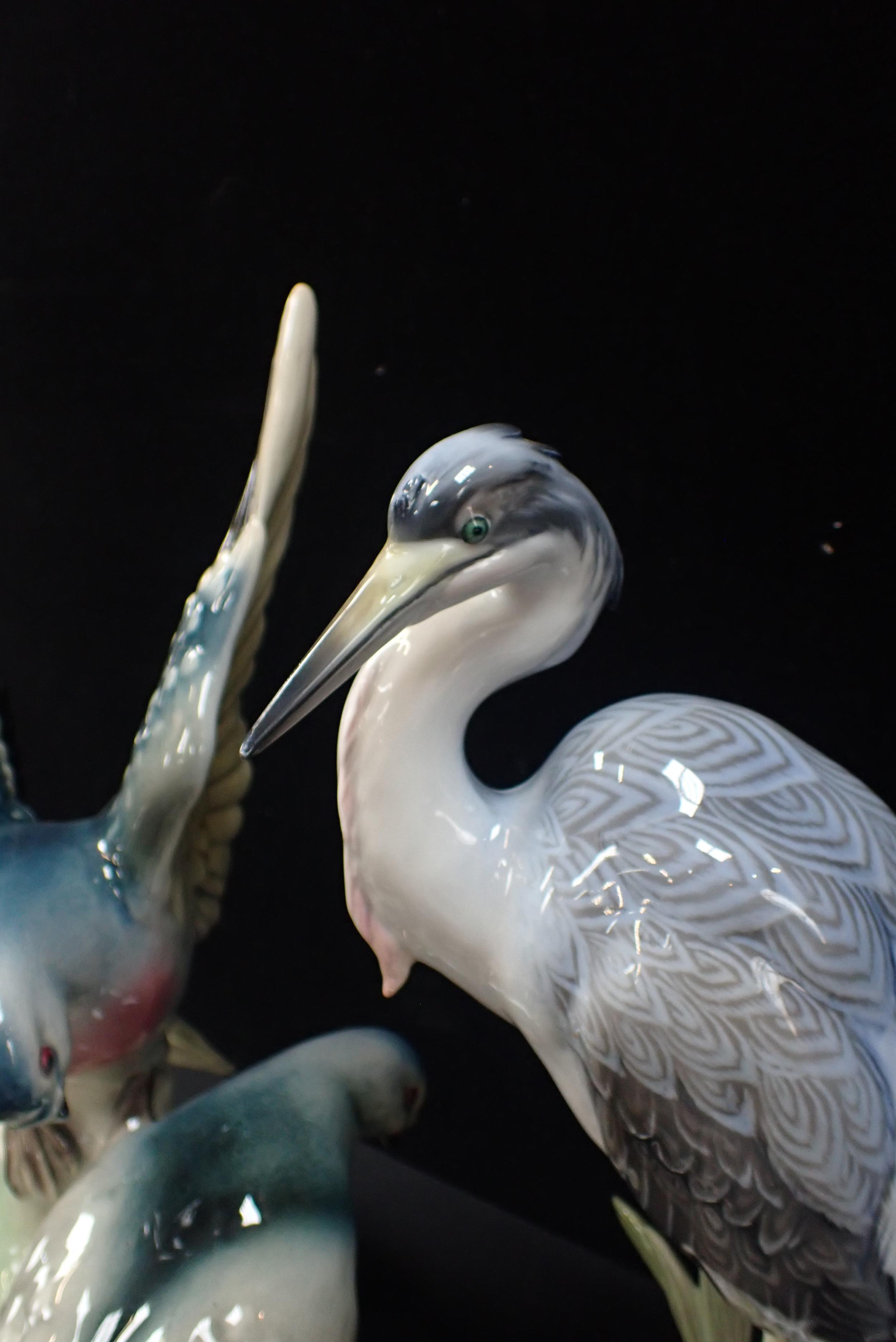 A GROUP OF CERAMIC BIRDS; ROYAL COPENHAGEN - Image 4 of 6