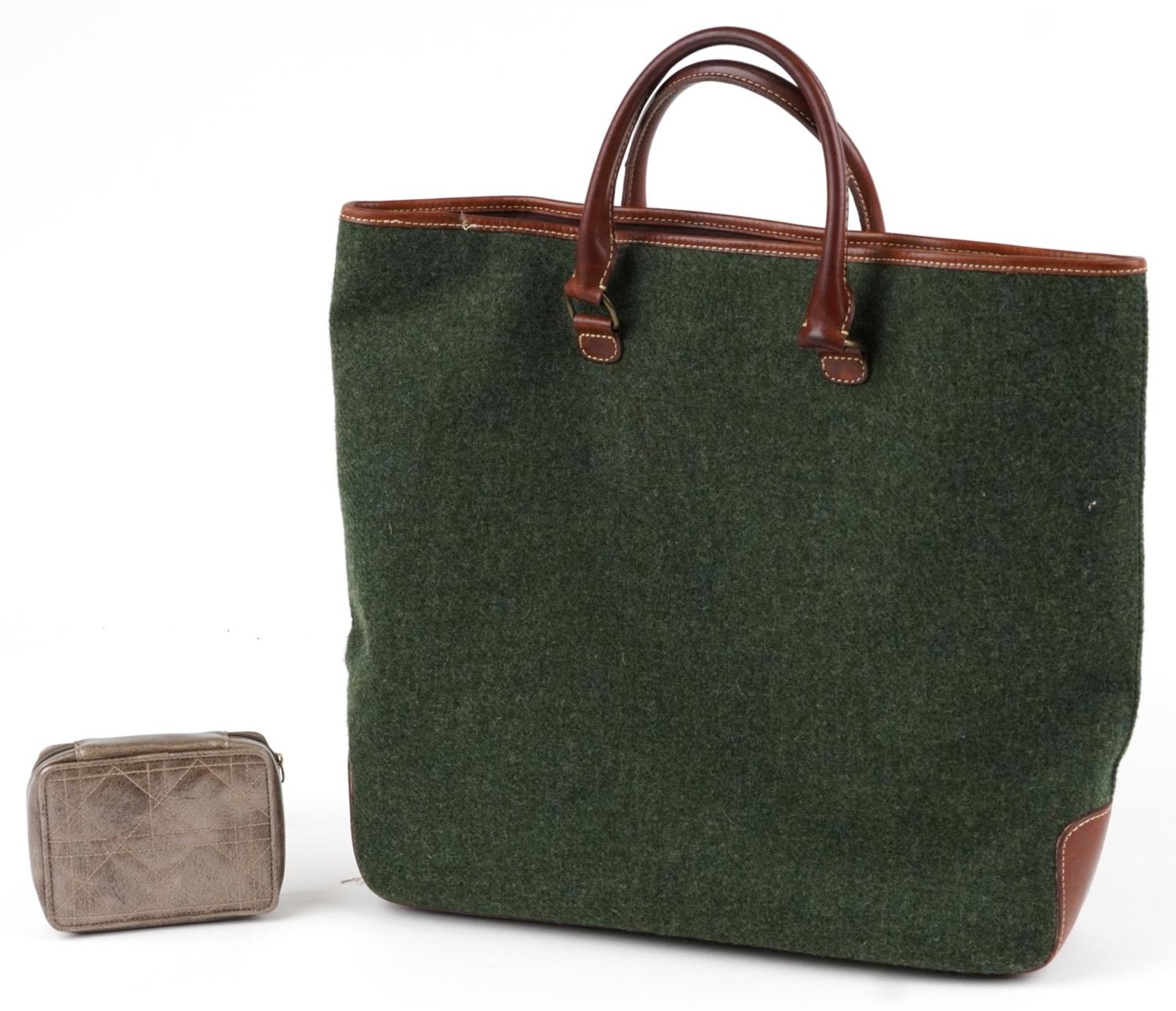 J Crew woollen and leather bag together with a Christian Dior makeup bag, largest 46cm x 36cm : - Bild 2 aus 4