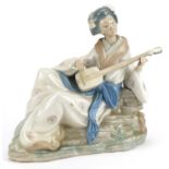Nao figurine of a Geisha girl, Oriental Melody, 27cm wide : For further information on this lot