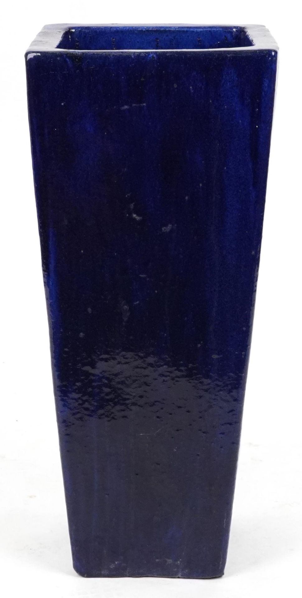 Large garden ceramic tapering planter having a purple glaze, 89.5cm high : For further information - Image 2 of 5
