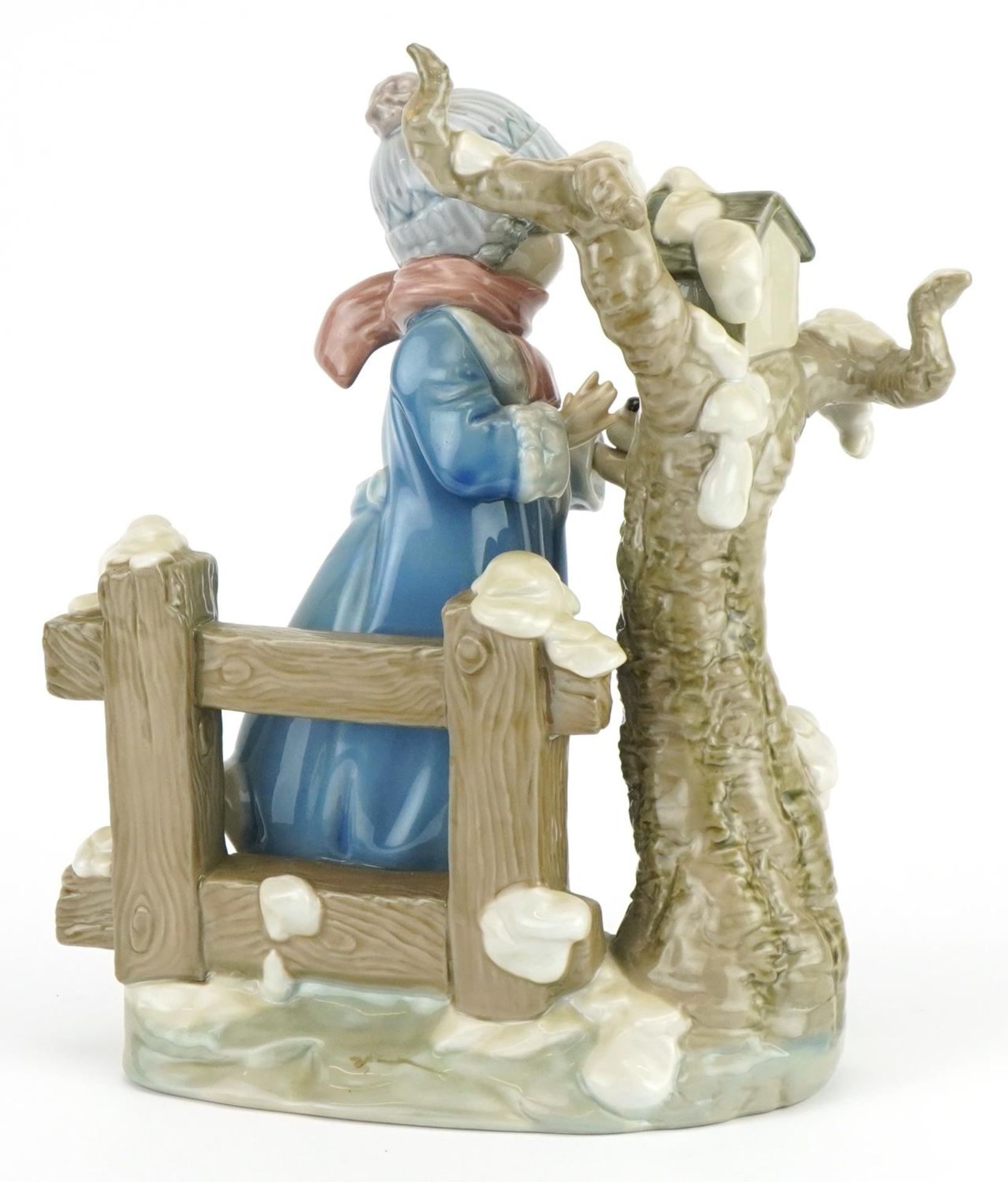 Lladro figure group Winter Frost, numbered 5287, 25cm high : For further information on this lot - Image 3 of 4