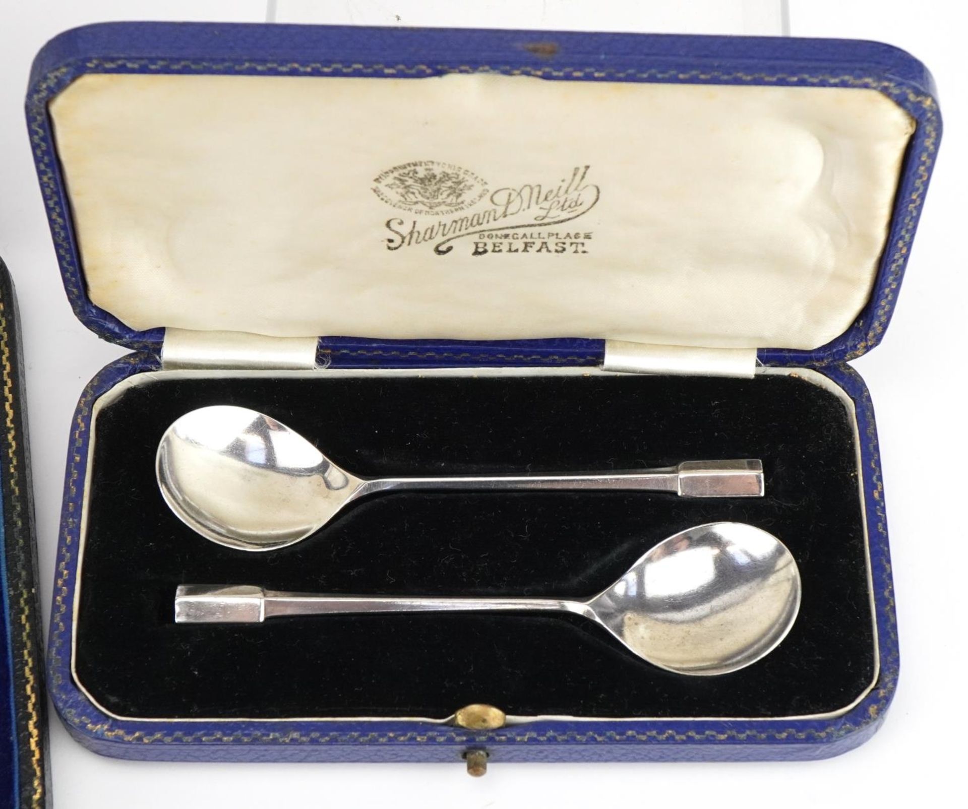 Three sets of silver spoons with cases comprising set of six apostle teaspoons housed in a Harrods - Image 4 of 9