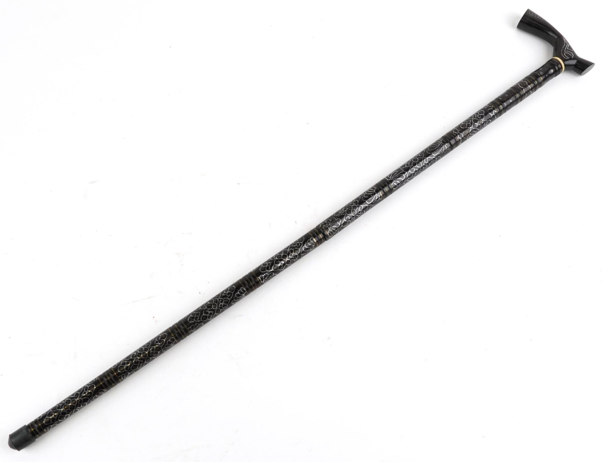 Middle Eastern exotic wood walking stick with metal foliate inlay, 92cm in length : For further - Image 2 of 4