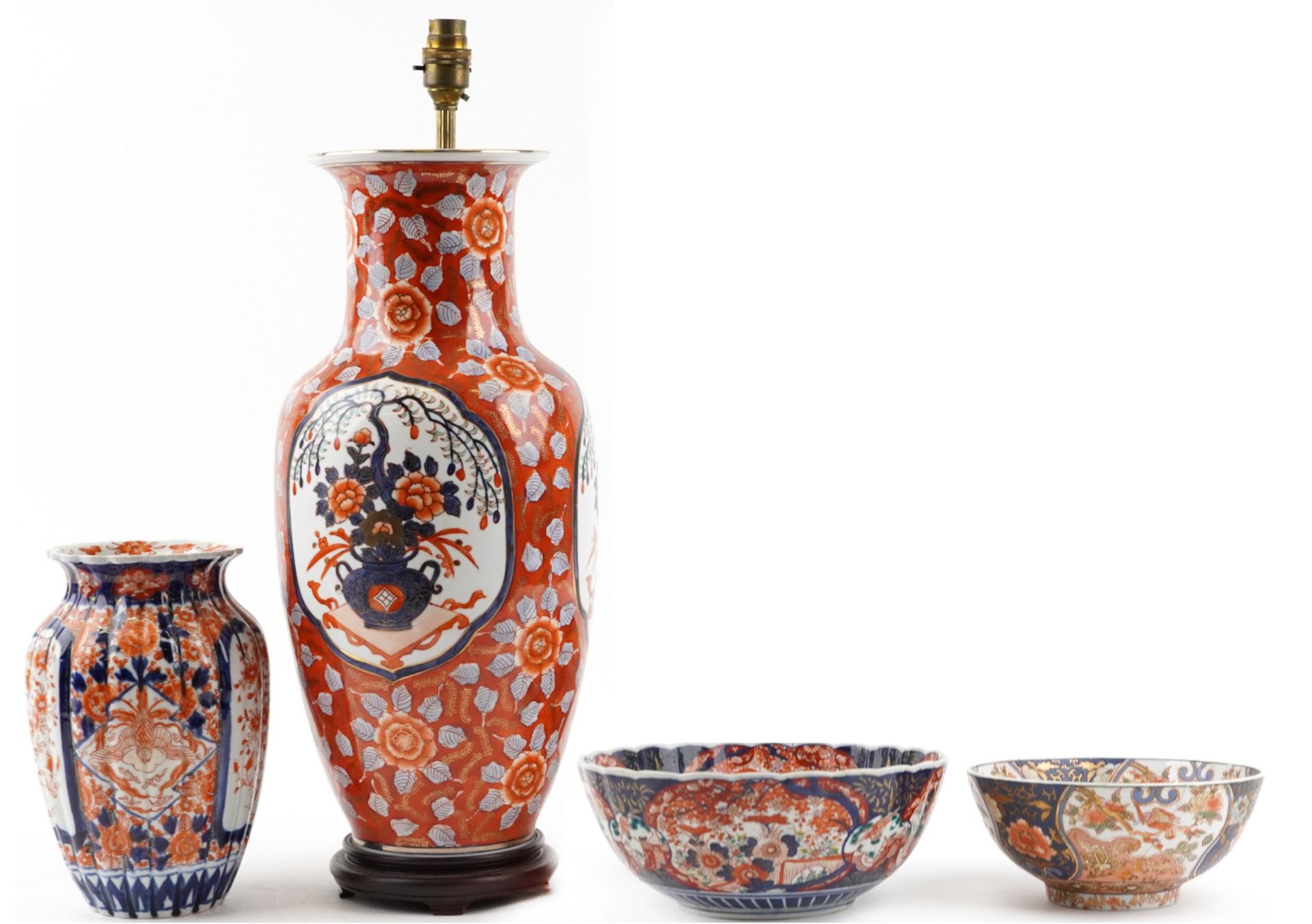 Japanese Imari porcelain including a large vase table lamp, fluted vase hand painted with flowers - Image 4 of 6