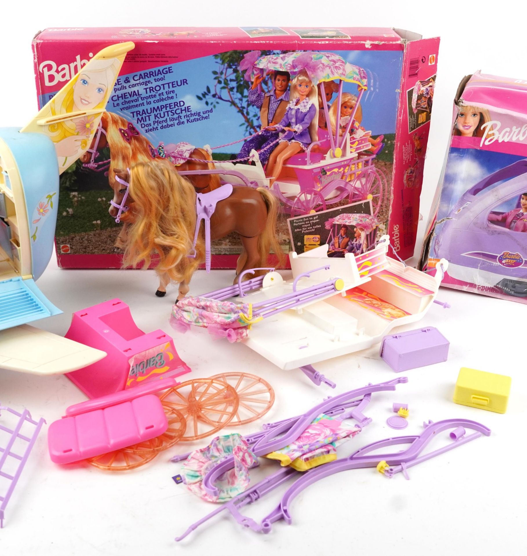 Vintage Barbie toys, two with boxes, comprising Barbie Travel Train, Prancing Horse & Carriage set - Bild 3 aus 4
