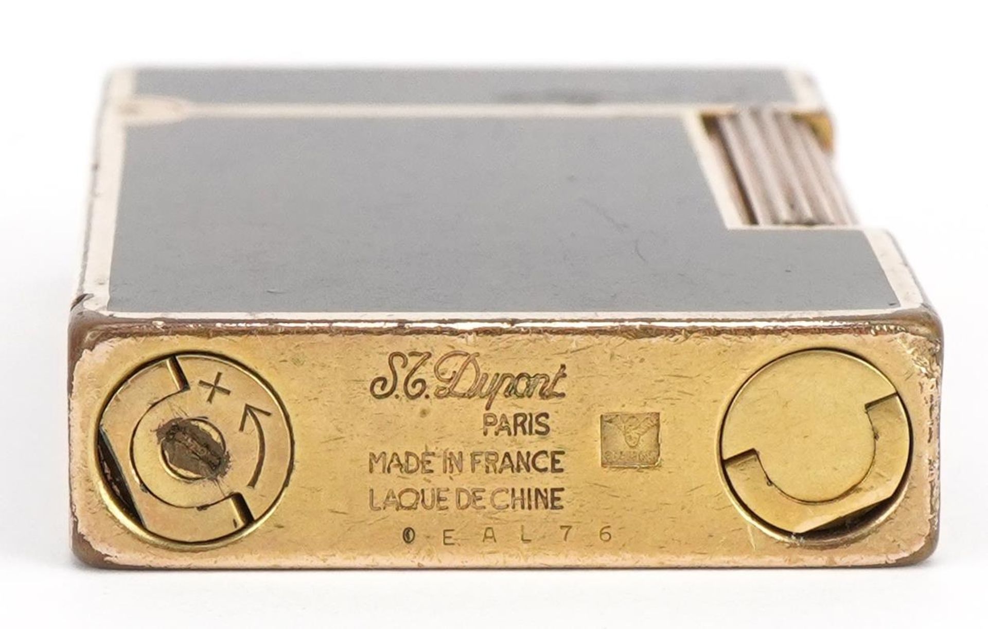 S T Dupont, French gold plated and brown enamel pocket lighter : For further information on this lot - Bild 3 aus 3