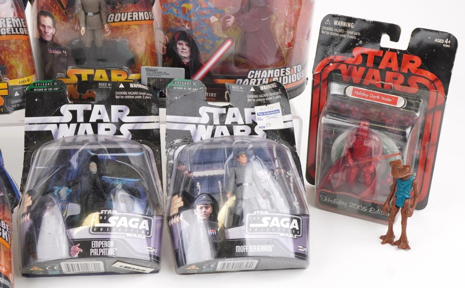 Vintage and later Star Wars action figures with boxes and blister packs including Imperial Patrol - Bild 4 aus 4