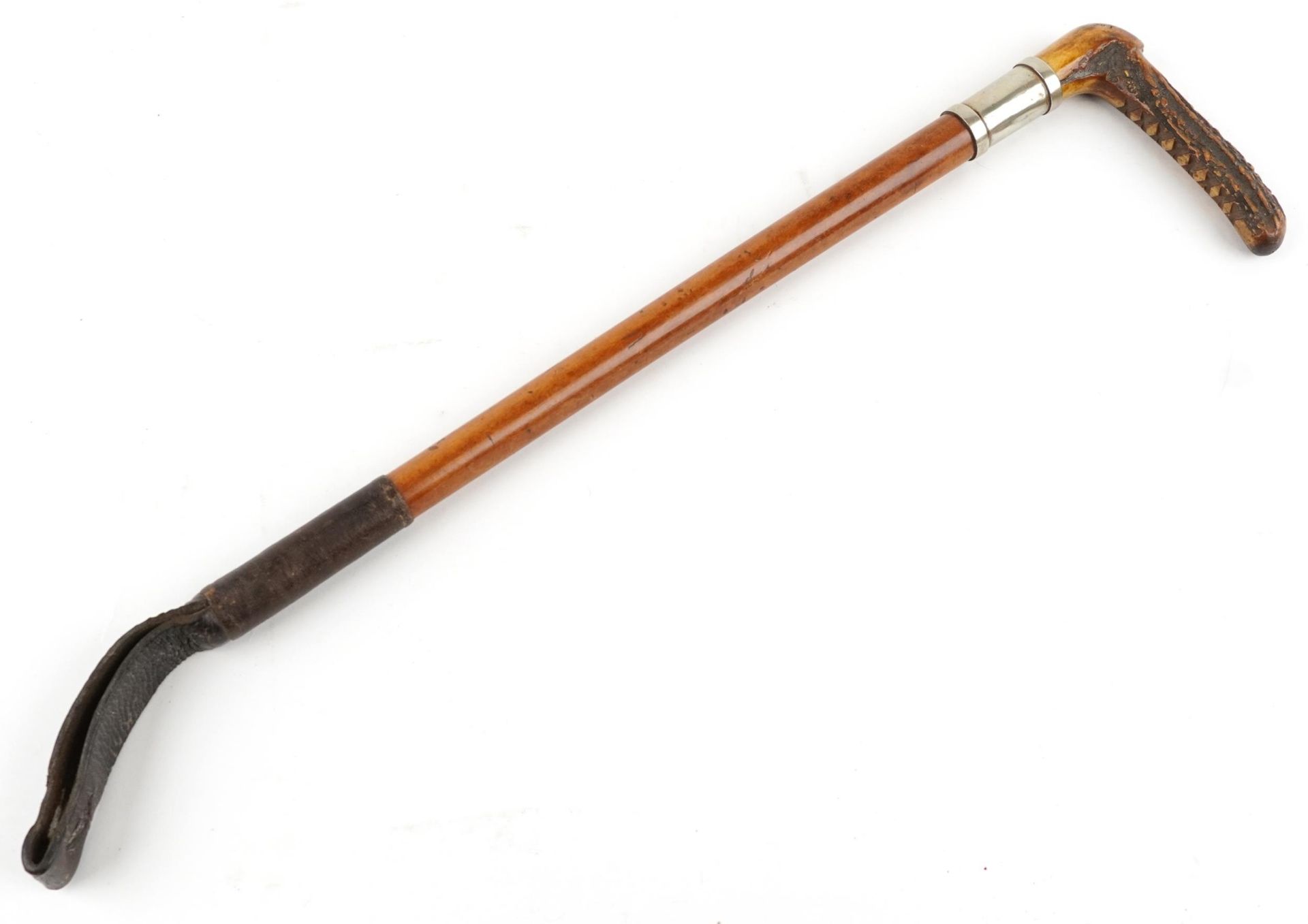 Victorian malacca riding crop with staghorn handle, 57cm in length : For further information on this - Image 2 of 3