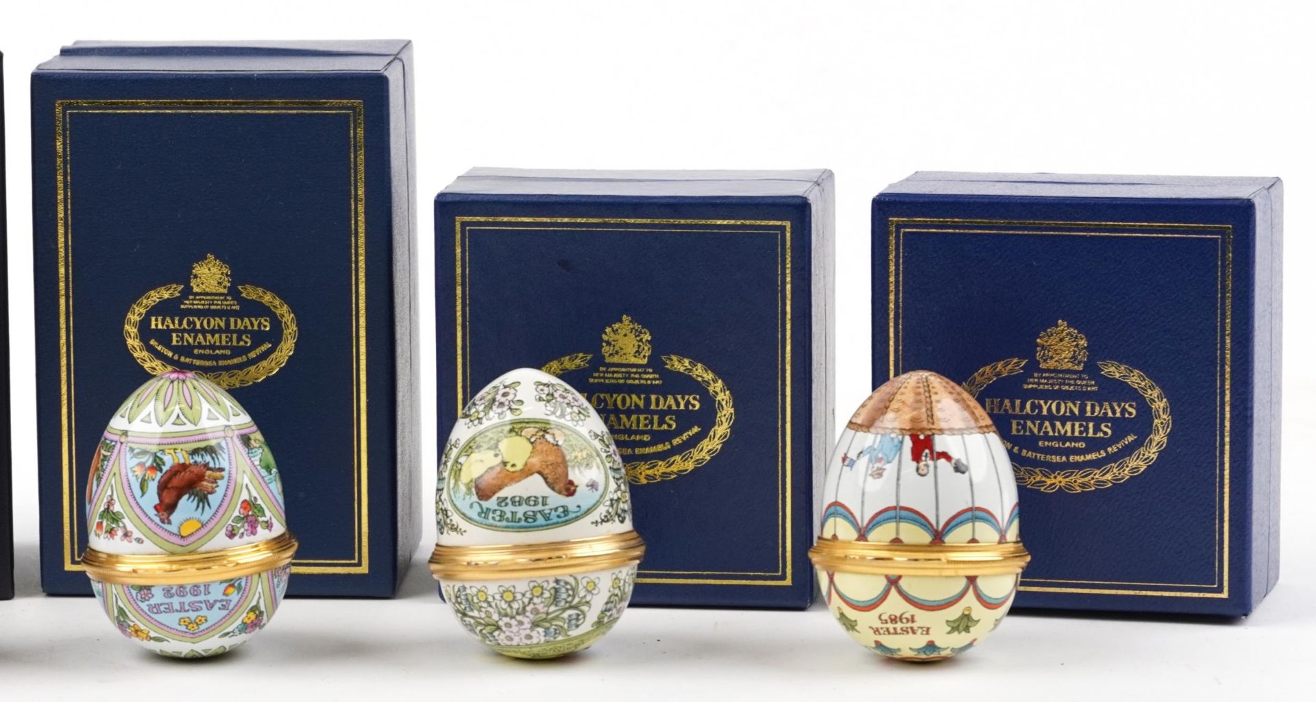 Seven Halcyon Days enamel Easter egg trinket boxes including 2016 Annual Easter Egg Inspired by - Bild 3 aus 5