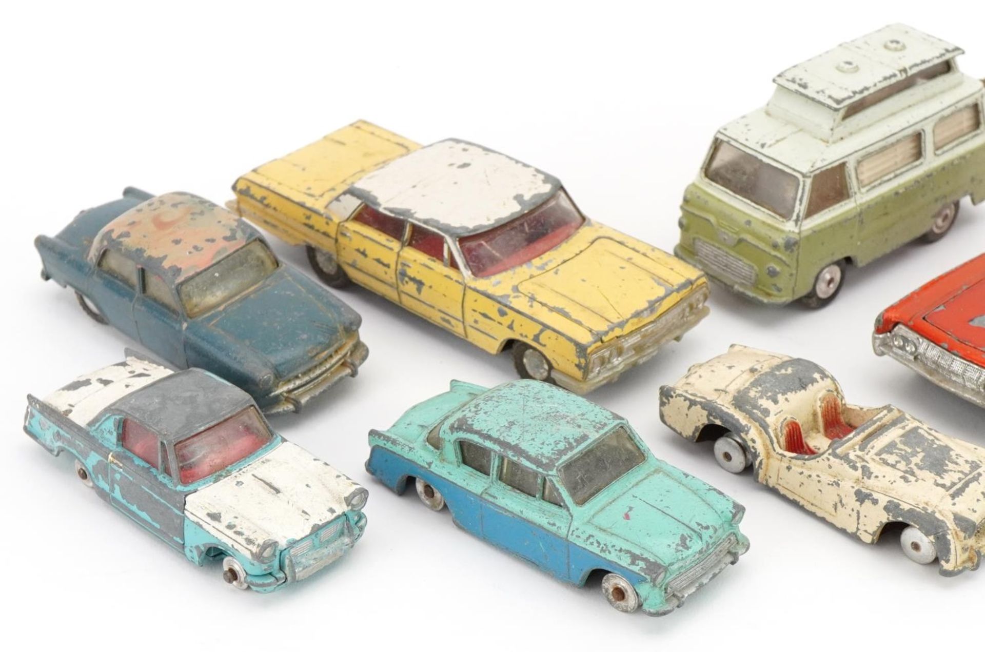 Ten vintage Dinky and Corgi diecast vehicles including Triumph and Chevrolet Impala : For further - Bild 2 aus 3