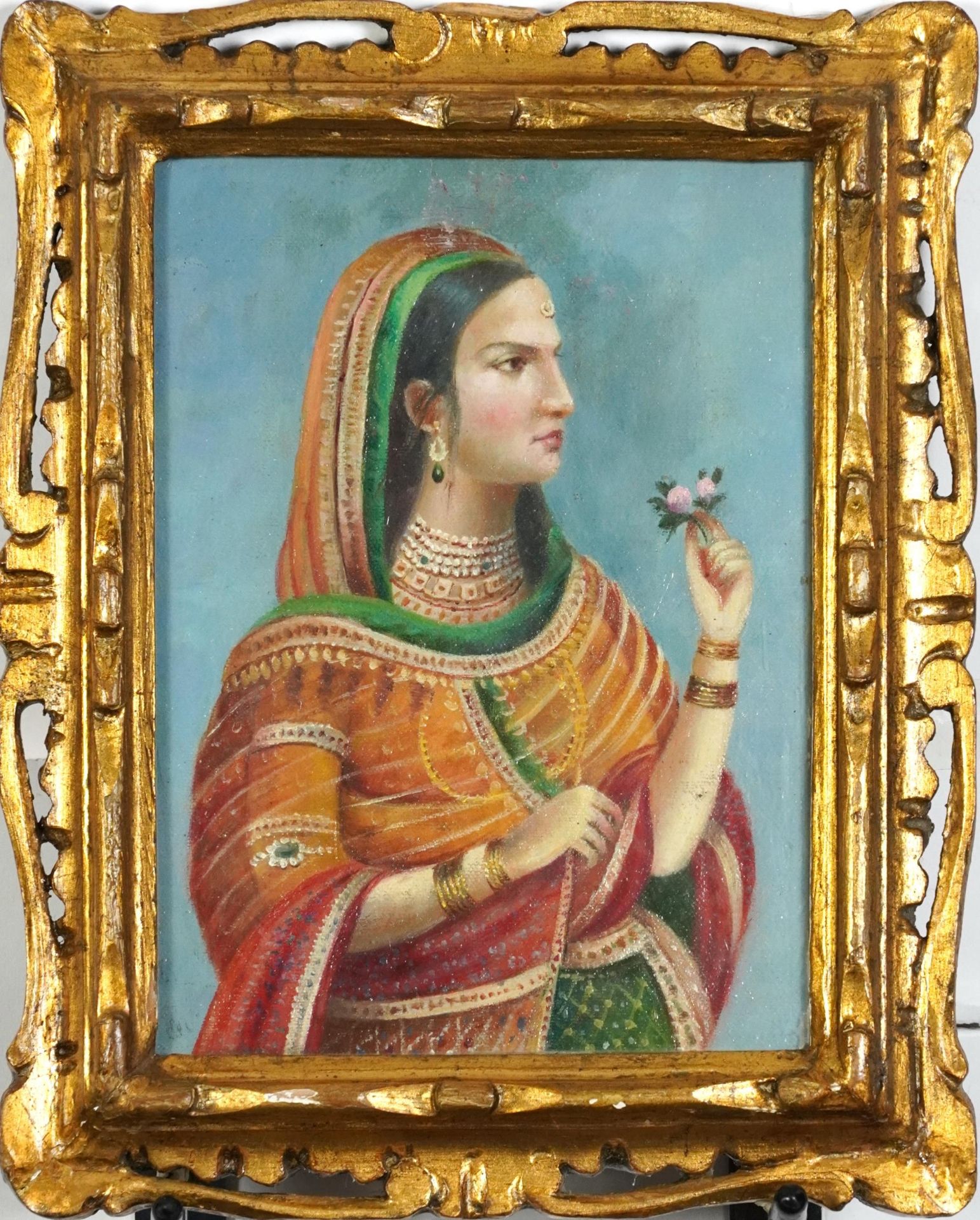 Top half portrait of an Indian female in traditional dress, oil, housed in a gesso frame, glazed, - Bild 2 aus 3