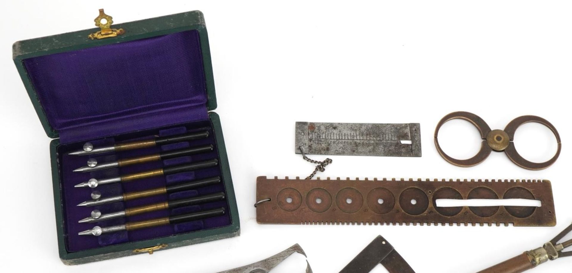 Antique horological interest watchmaker's tools including Grimshaw & Baxter of London wire gauge and - Bild 2 aus 6