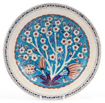 Turkish Ottoman Iznik footed dish hand painted with flowers, 31cm in diameter : For further