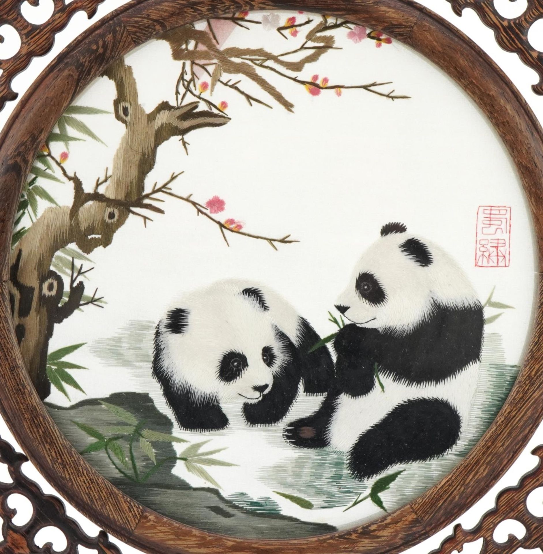 Chinese hardwood rotating table screen with silk panel embroidered with two pandas, signed with - Image 5 of 5