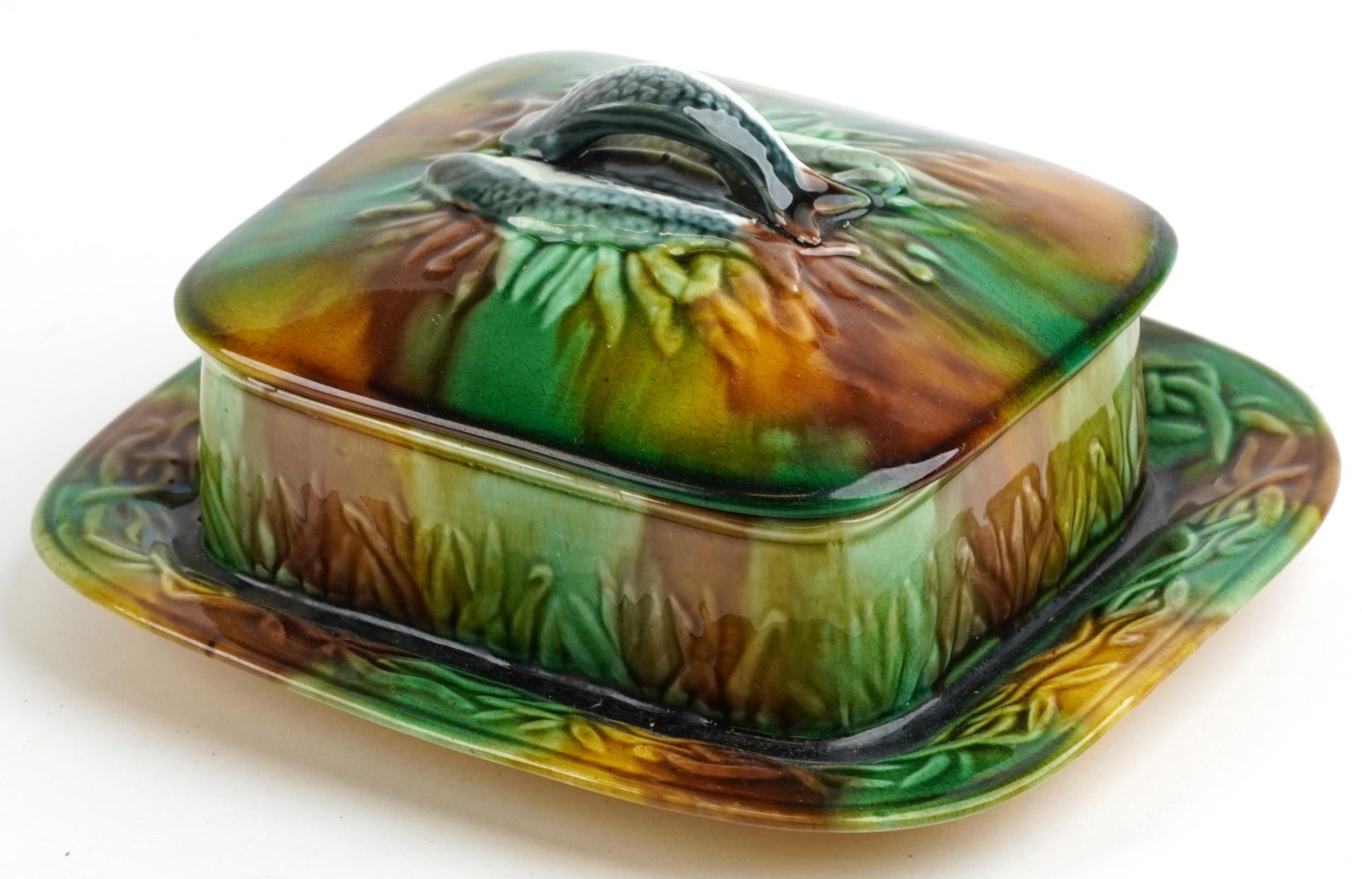 George Jones, Victorian Majolica sardine box and cover, 21cm wide : For further information on - Image 3 of 4