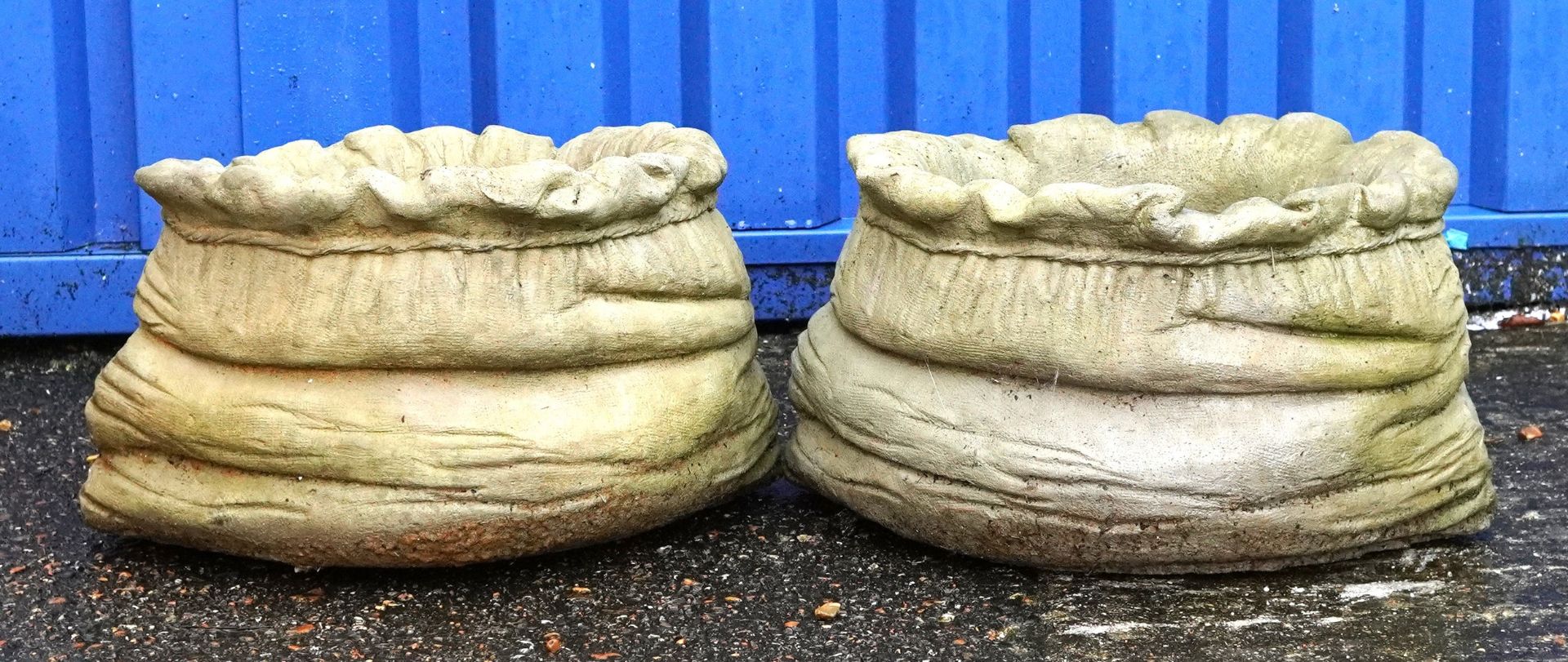 Pair of garden stoneware planters in the form of sacks, each 24cm high x 40cm wide : For further - Image 3 of 3