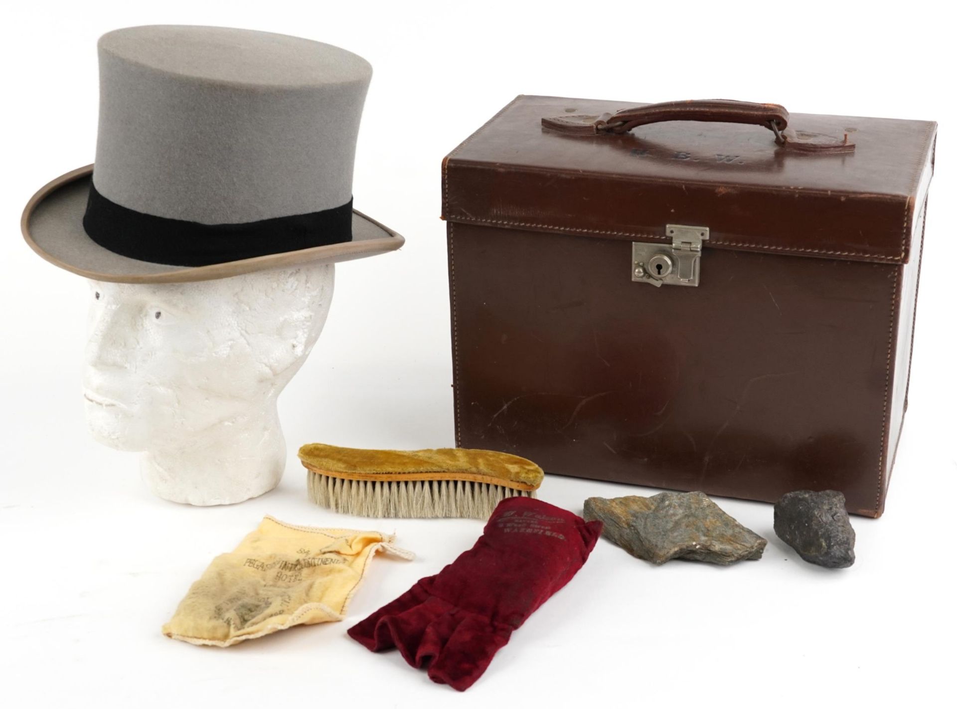Scott & Co top hat housed in a brown leatherette travel box, the top hat interior size 21cm x 17cm : - Bild 3 aus 7