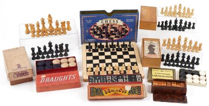 Vintage and later games including boxwood and ebonised Staunton pattern chess set : For further