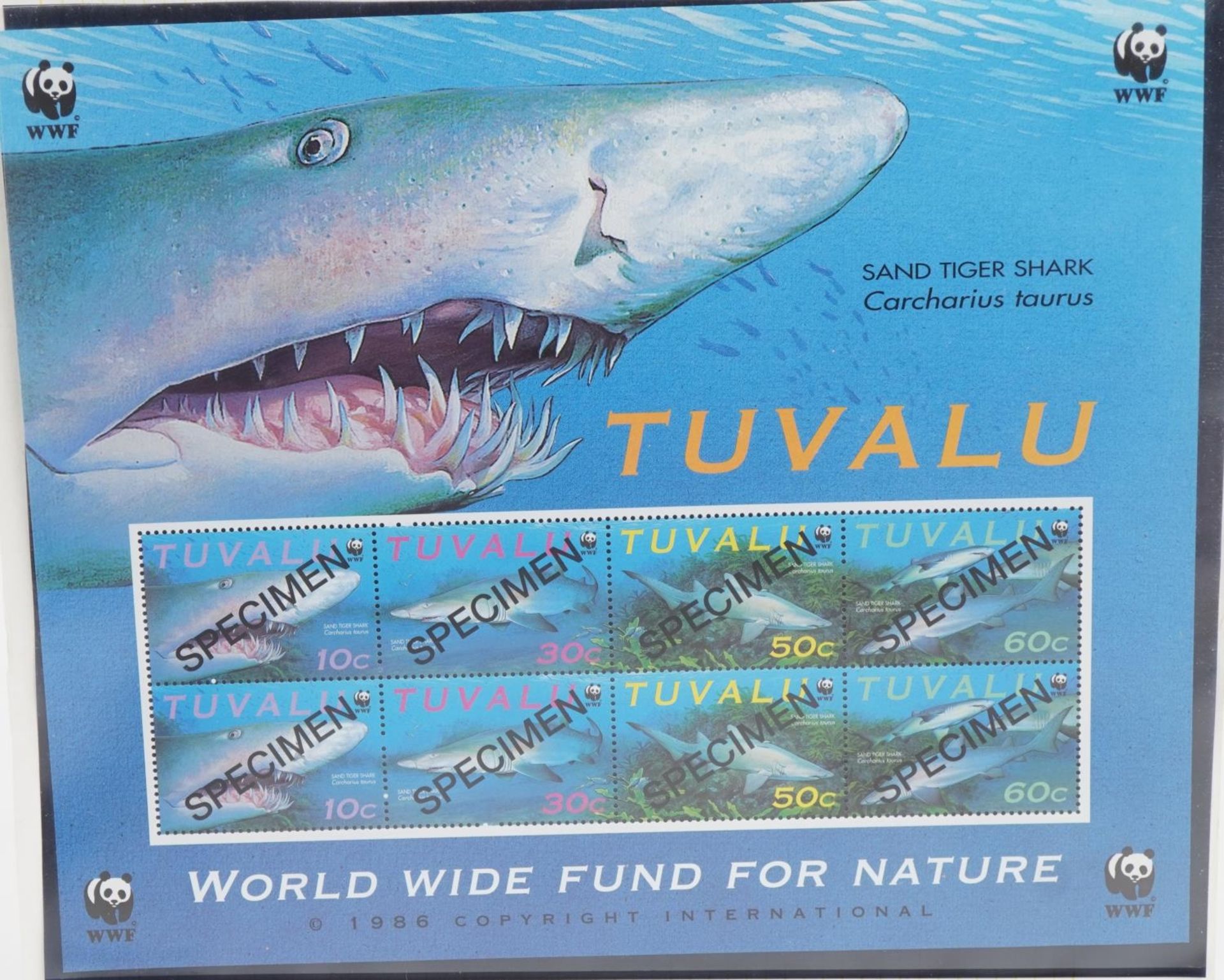 Collection of Tuvalu unmounted stamps arranged in an album : For further information on this lot - Bild 6 aus 8
