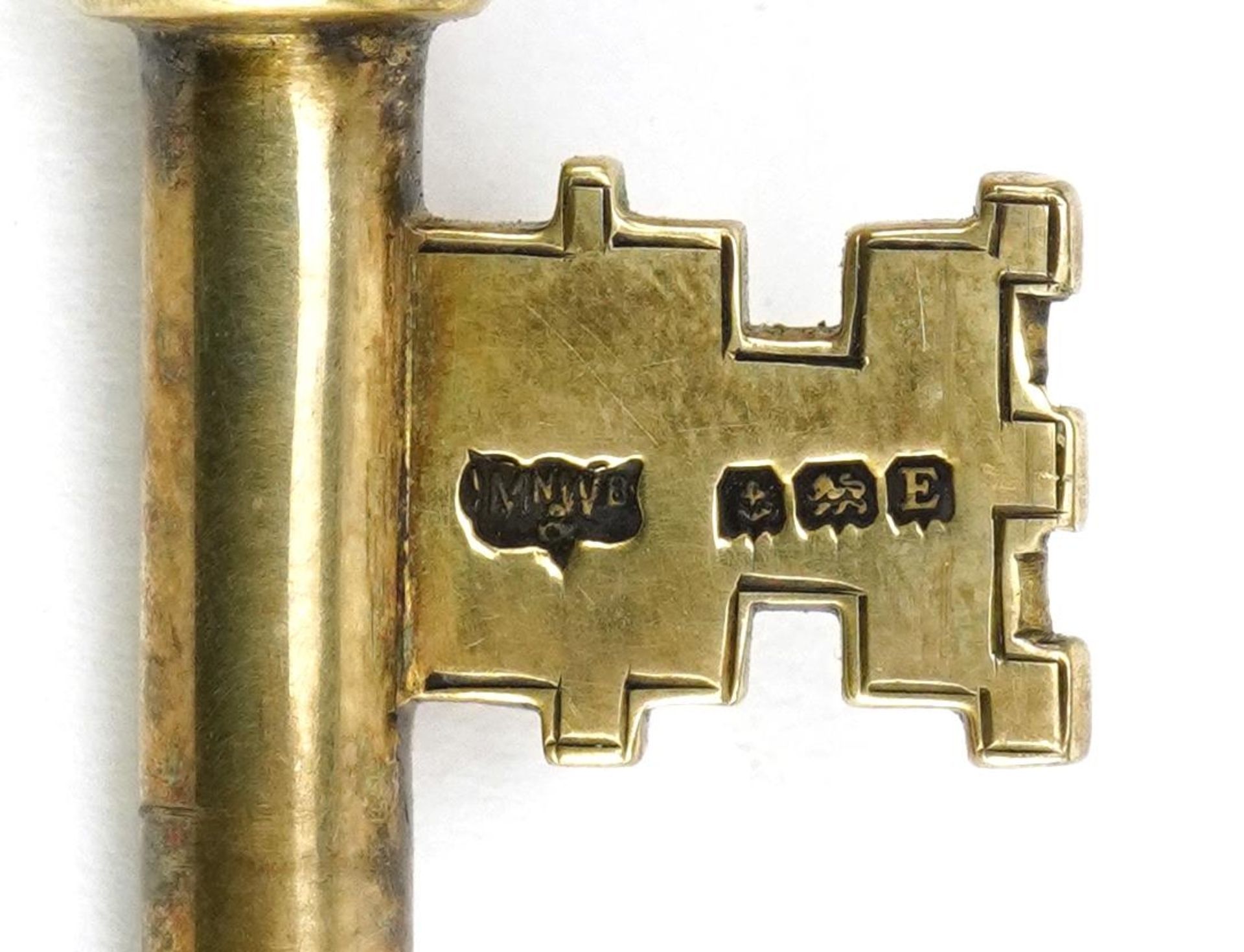 Mappin & Webb, George V silver gilt key Presented to Beatrice Lady Lennard July 19th 1929, New - Bild 4 aus 5