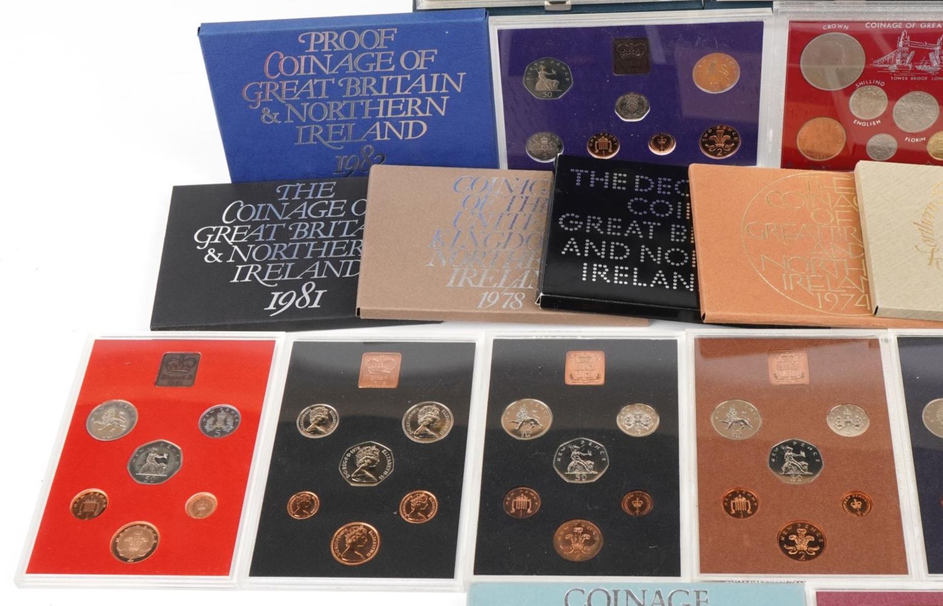 Great Britain and Ireland proof and commemorative coin sets including Coinage of Great Britain & - Bild 3 aus 5