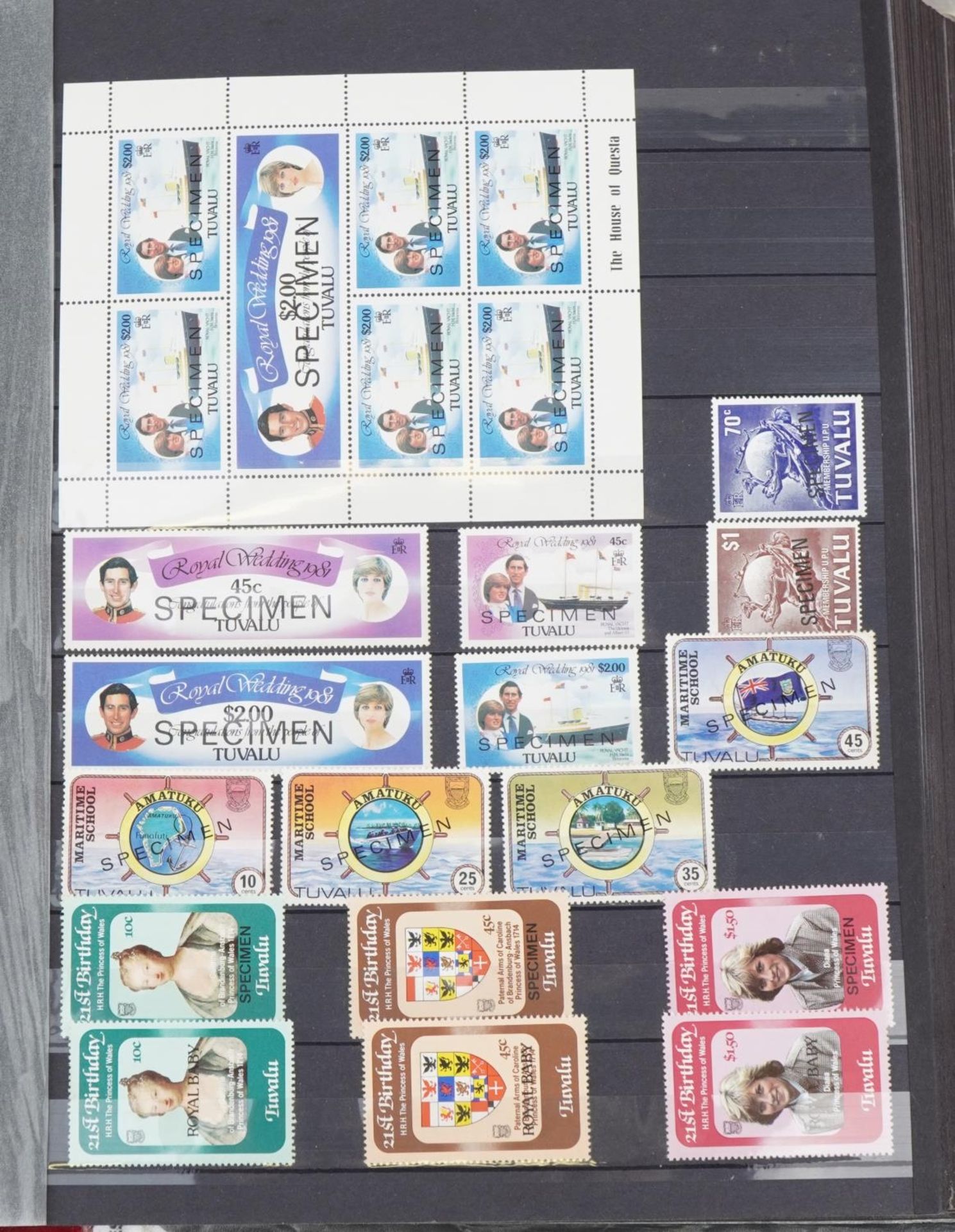 Collection of Tuvalu unmounted stamps arranged in an album : For further information on this lot - Bild 4 aus 8
