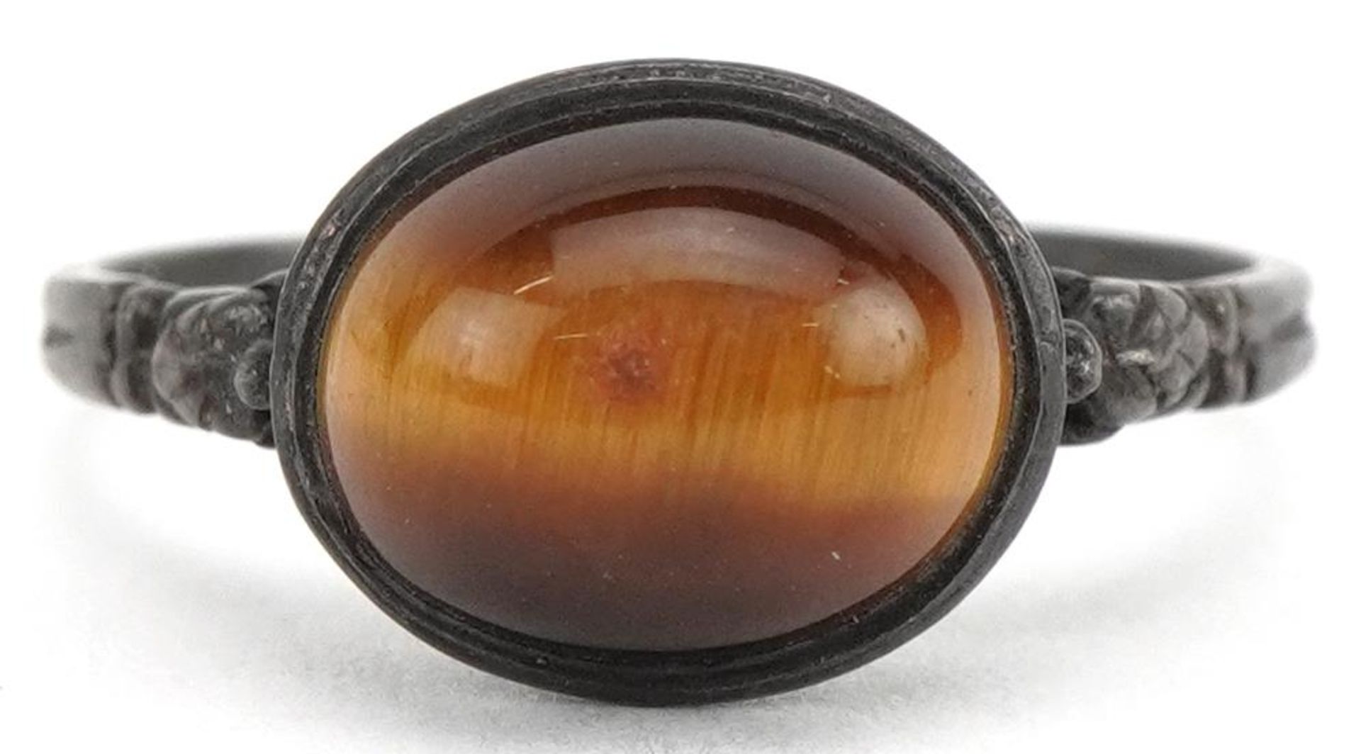 Antique style silver cabochon tiger's eye ring with pierced shoulders, size N, 2.3g : For further
