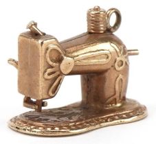 9ct gold vintage Victorian sewing machine charm, 2.5cm in length, 5.0g : For further information