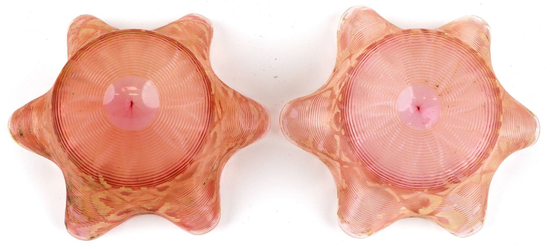 Pair of Stuart and Son's gilt and peach glass finger bowls, each 14cm in diameter - Image 4 of 4