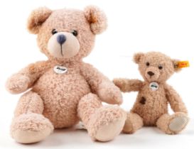 Two Steiff Original teddy bears including Fynn, the largest 38cm high : For further information on