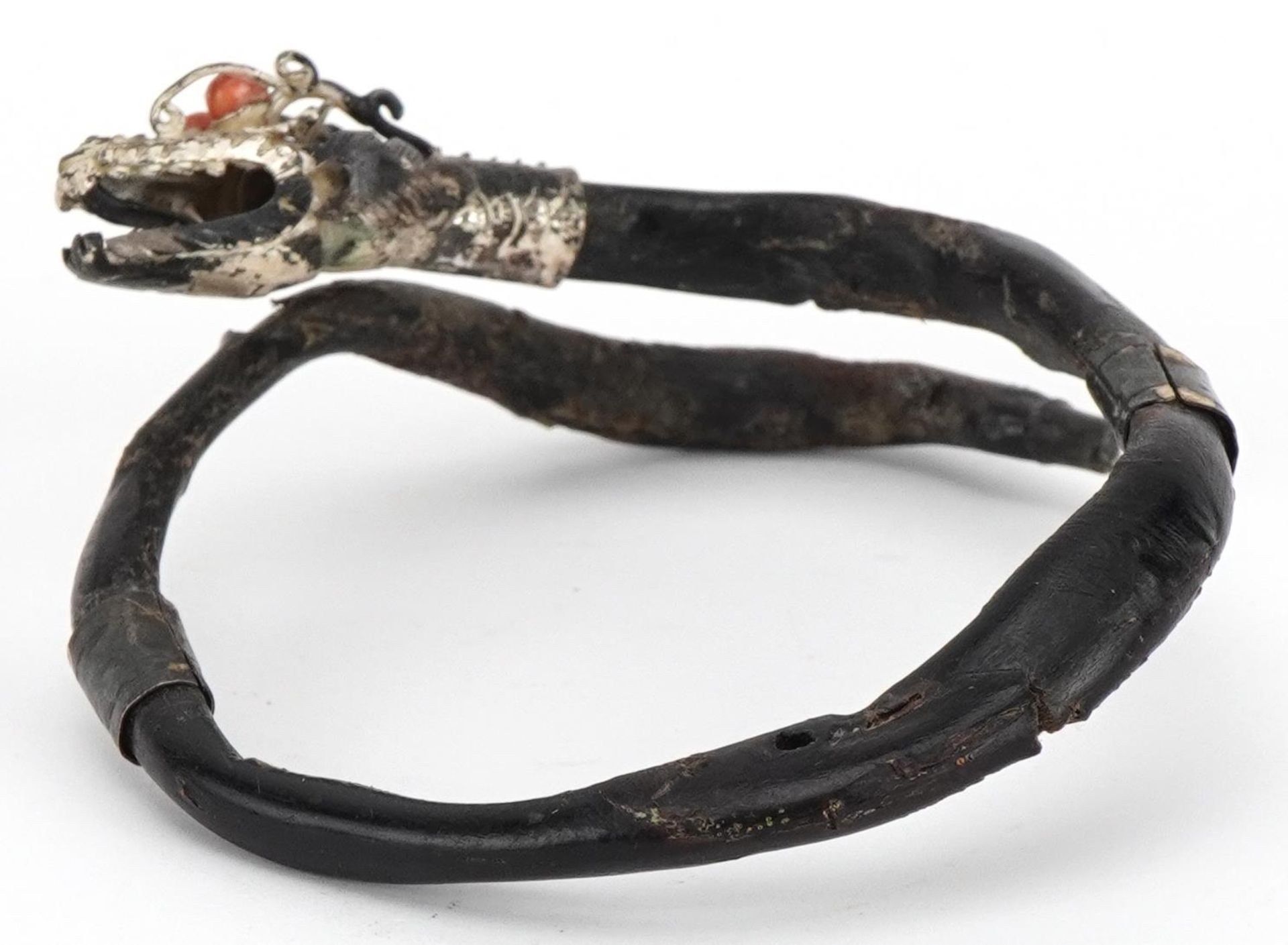 Antique Chinese silver mounted gnarled wood bangle in the form of a dragon with coral eyes, 7.5cm in - Bild 3 aus 3