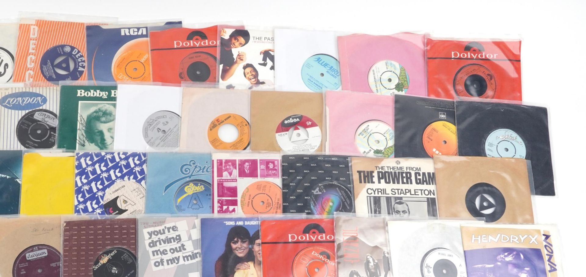 45rpm records including Steve Saxon, Kenny Nolan and Maurice Albert : For further information on - Image 3 of 5
