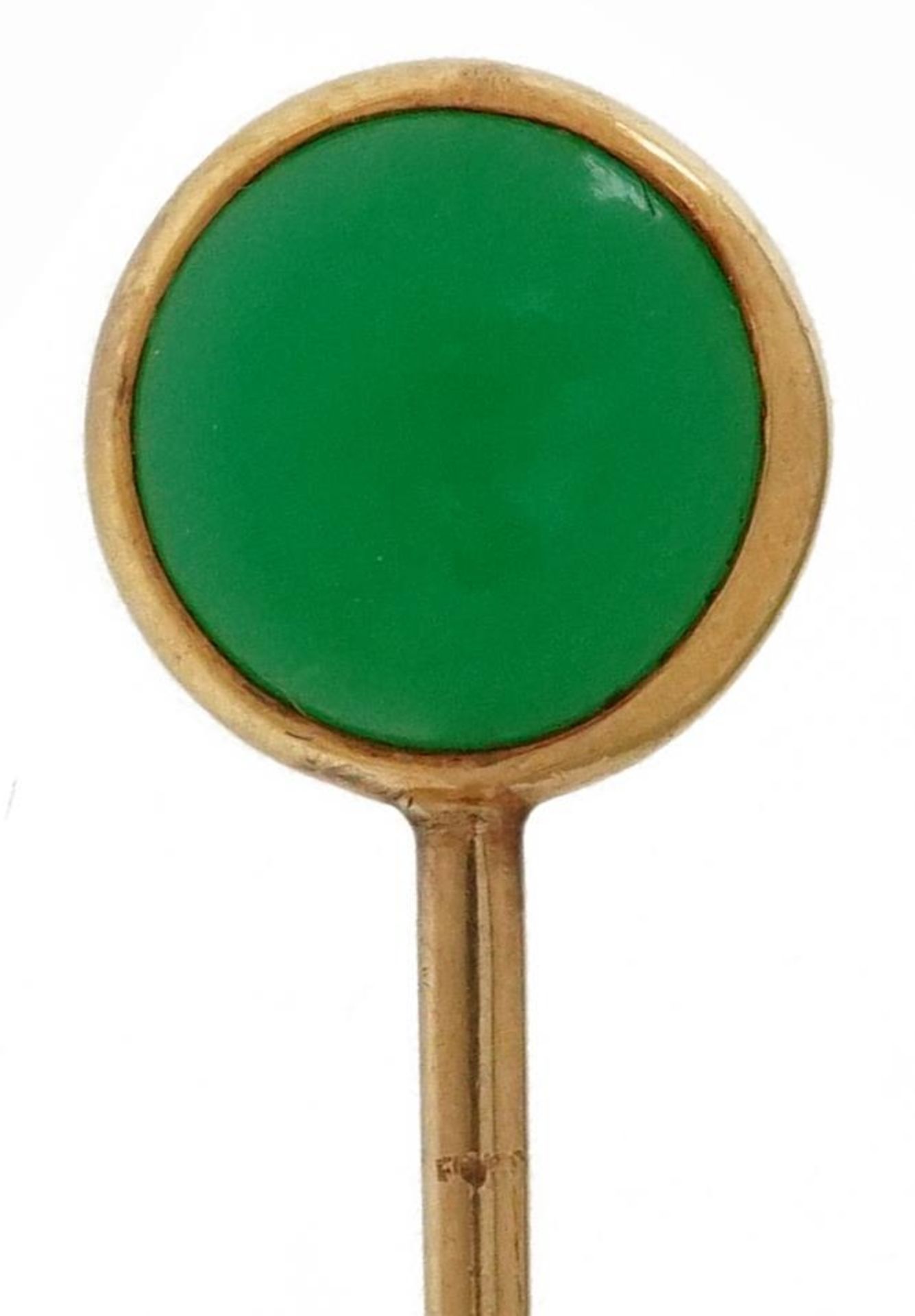 Tiffany & Co, unmarked gold green stone stickpin with box, tests as 14ct gold, housed in an S Kind &