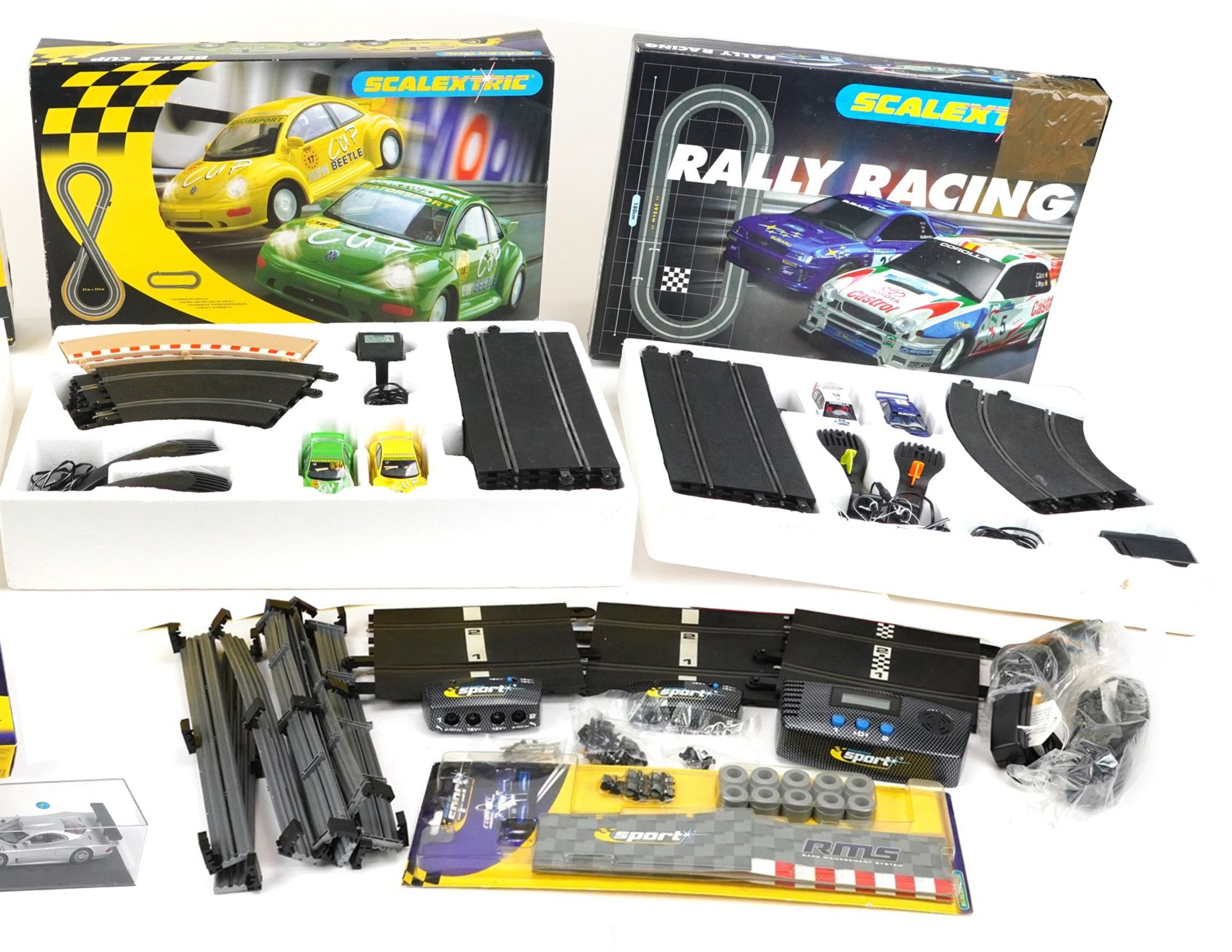 Scalextric Model Racing including Beetle Cup with box and various cars with boxes : For further - Bild 3 aus 5