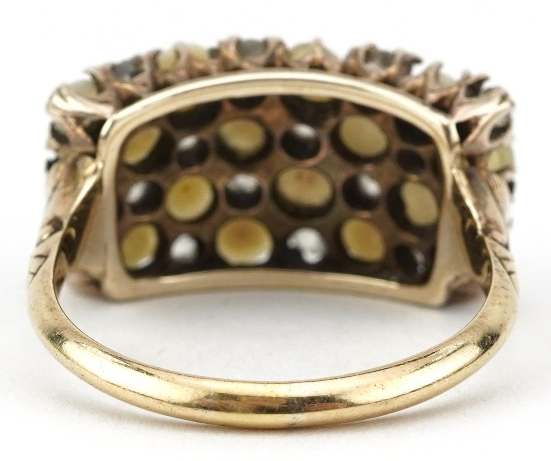 Antique 18ct gold diamond and seed pearl four row cluster ring, size P, 4.9g : For further - Bild 2 aus 5