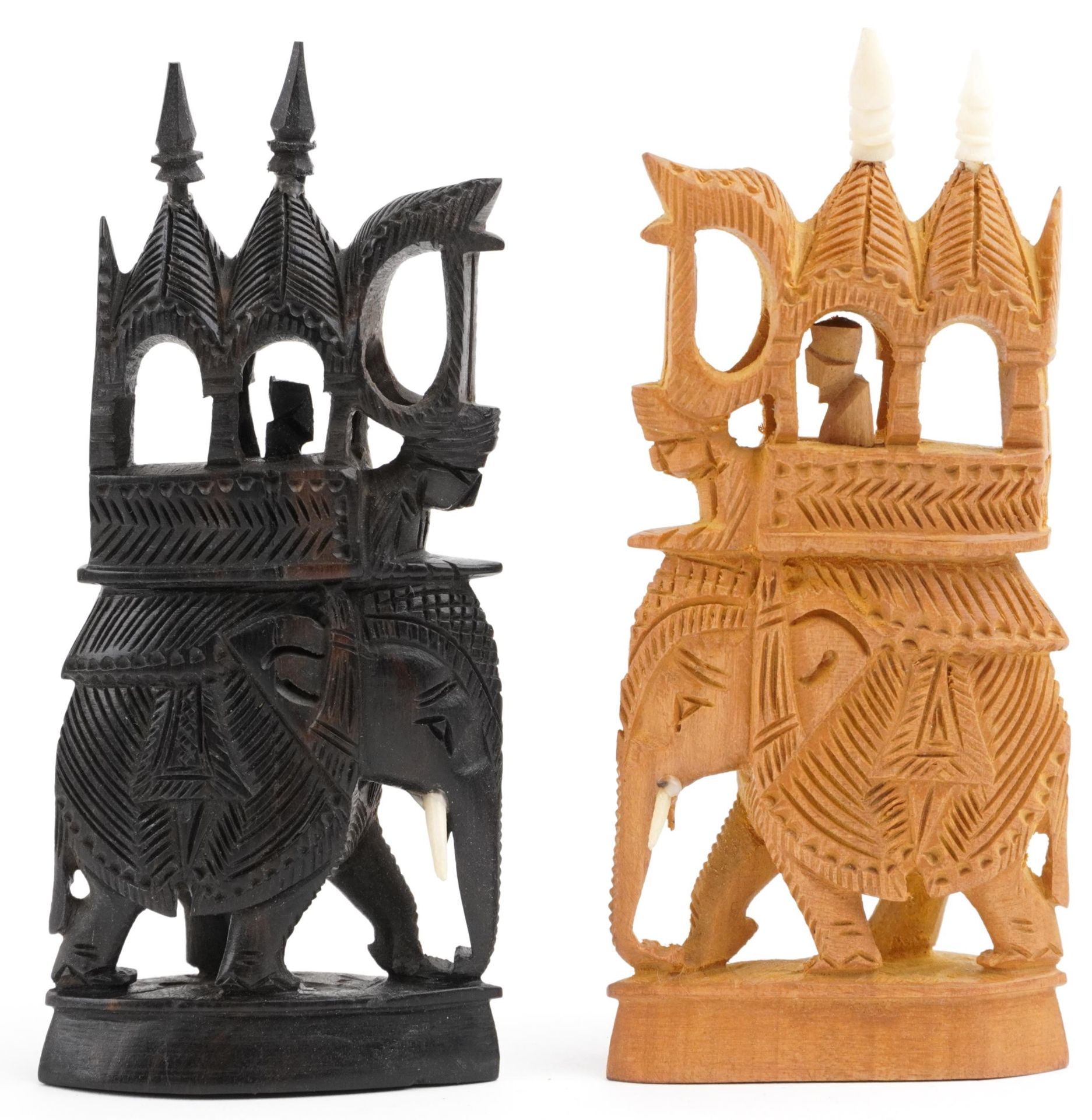 Indian carved coromandel and boxwood chess set housed in a fitted case, the largest pieces each 12cm - Image 3 of 6