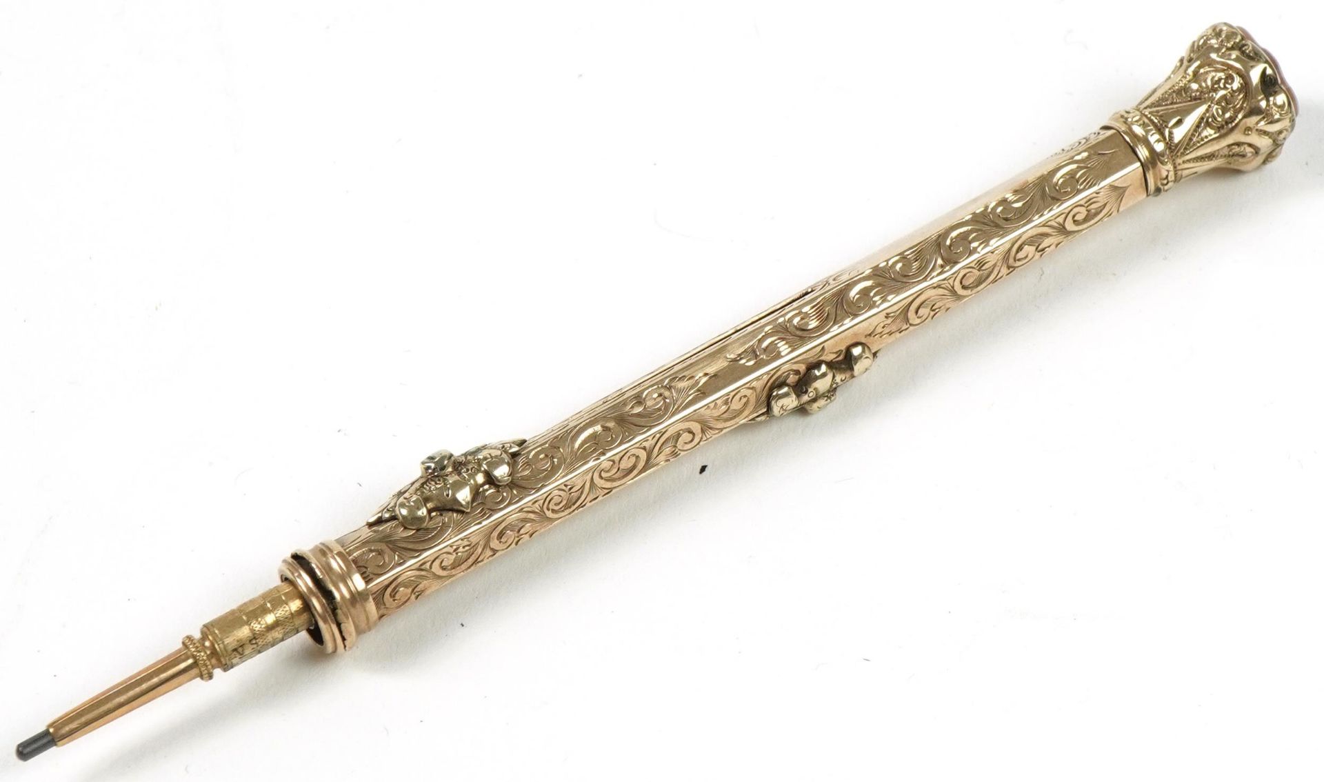Victorian unmarked gold combination propelling pencil and dip pen with hardstone seal top end, 21.8g - Image 3 of 5