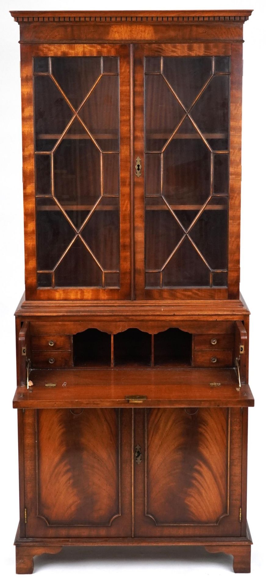 Georgian style mahogany secretaire bookcase with astral glazed doors above a fall enclosing - Bild 2 aus 5