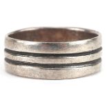 Silver and black enamel engine turned wedding band, size W, 5.2g : For further information on this