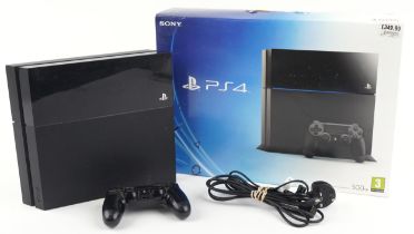 Sony PlayStation 4 500 GB games console with box : For further information on this lot please