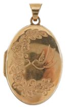 9ct gold engraved love poem locket, 3.2cm high, 3.3g : For further information on this lot please