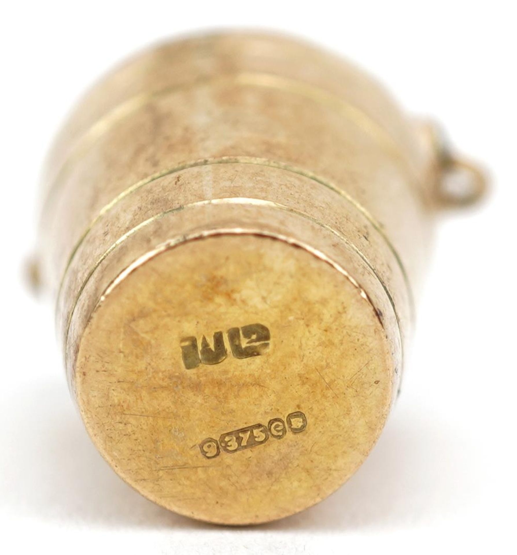 9ct gold Champagne ice bucket charm, 2.2cm high, 1.6g : For further information on this lot please - Bild 3 aus 3