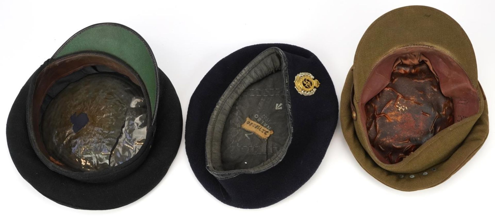 Two military interest peaked caps and a Royal Engineers beret : For further information on this - Bild 3 aus 3