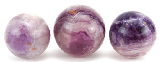 Three polished fluorite spheres, the largest 6.5cm in diameter : For further information on this lot