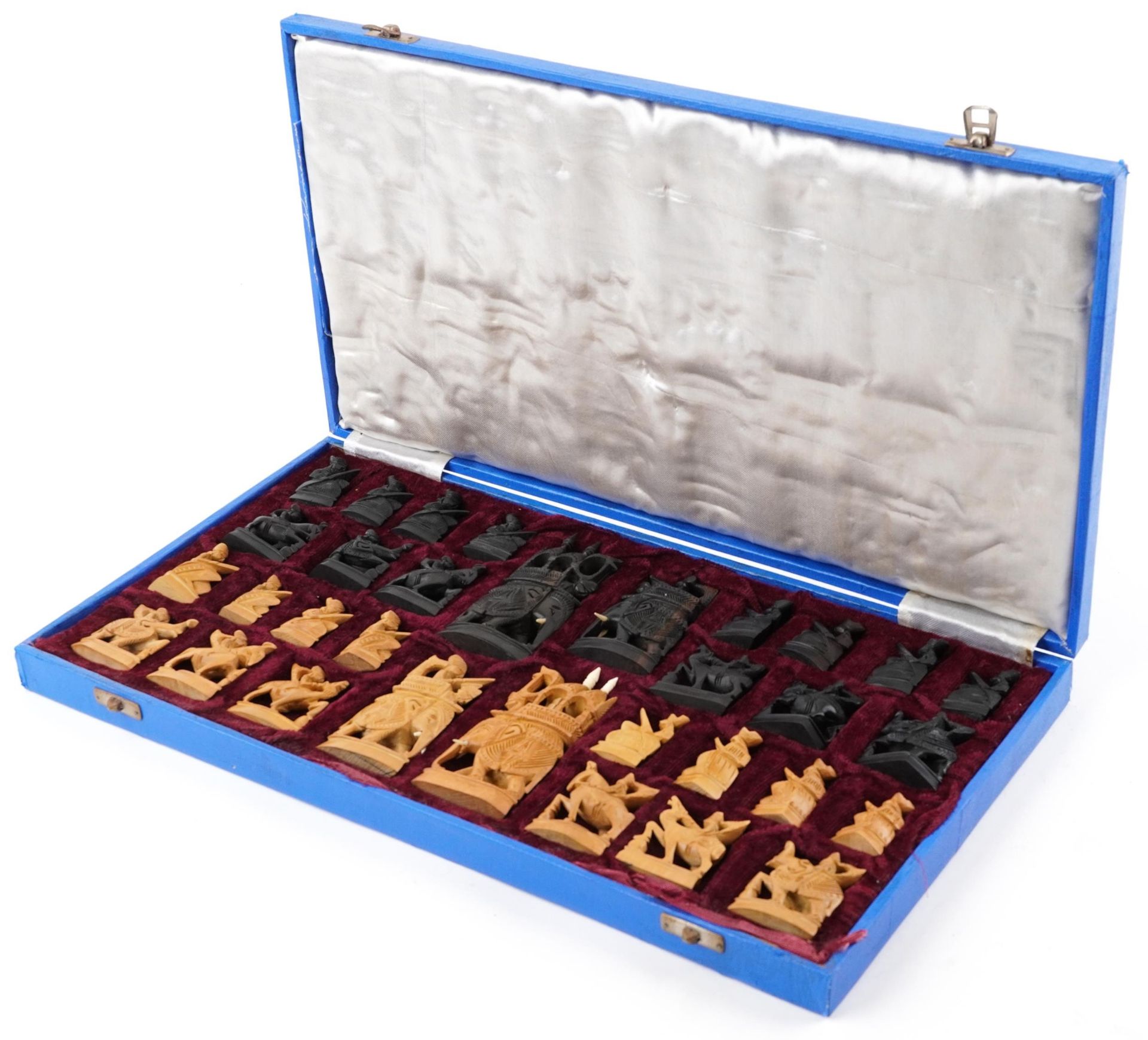 Indian carved coromandel and boxwood chess set housed in a fitted case, the largest pieces each 12cm - Image 6 of 6